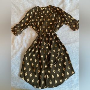 41 Hawthorn roll tab sleeve shirt dress